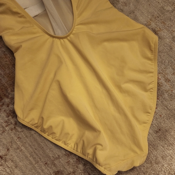 Classic Square Neck, Scoop Back Ruched One Piece Swimsuit/Body Suit NWOT - Picture 10 of 13